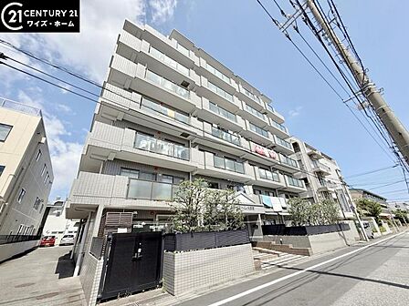 【外観】街の雰囲気に馴染む美しい景観、住む方に寄り添った外観のマンションです