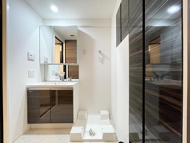 洗面 JR総武線 信濃町駅 徒歩6分