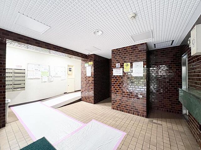 エントランス 東京臨海高速鉄道りんかい線 品川シーサイド駅 徒歩7分