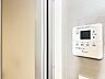 設備：【設備】　天気に左右されず洗濯物を乾かせる浴室乾燥機付き