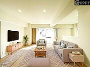 【LDK16.7帖】　実際の室内写真にCGで家具を配置しております。なお、家具はイメージのため、販売価格に含まれておりません。