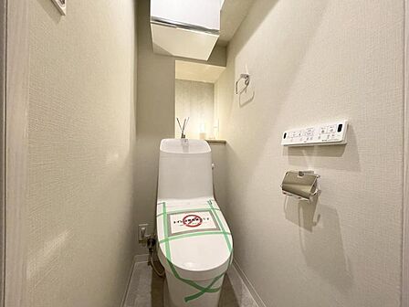 【トイレ】 お掃除ラクラク。広さを確保したトイレスペース