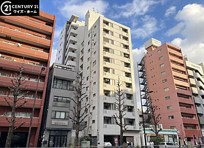 外観:【外観】 毎日の暮らしに寄り添う、優しい雰囲気の外観が魅力です。 外観:【外観】 毎日の暮らしに寄り添う、優しい雰囲気の外観が魅力です。