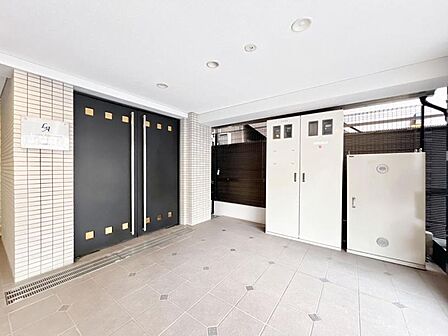 【エントランス】快適な暮らしを守る、安心の管理体制です