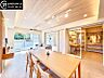 リビング/ダイニング：【LDK：17.4帖】広々としたリビングダイニングで家族団らんのひとときを