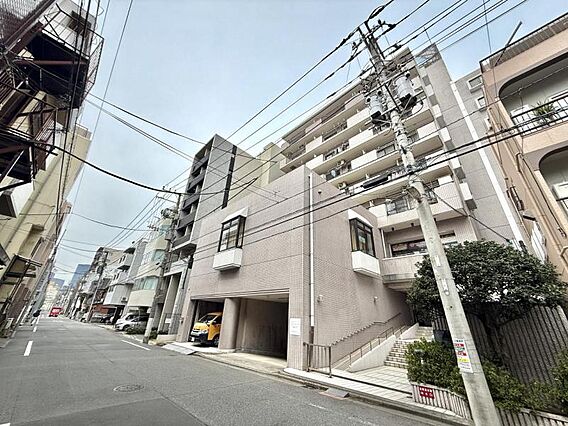 【外観】周囲と...