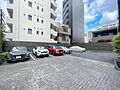 【駐車場】　車...