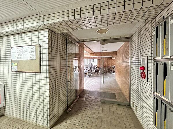 エントランスを拡大表示