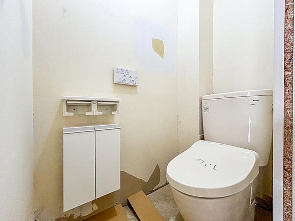 トイレを拡大表示