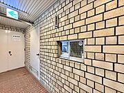 【エントランス】住む人や訪れる人を室内へと優しくエスコートします？