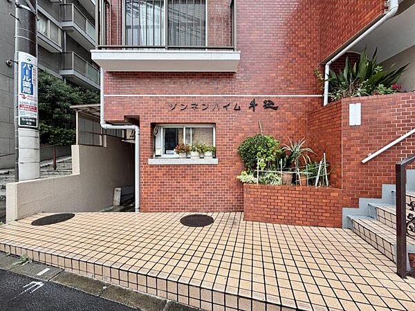 エントランスを拡大表示