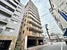 キッチン：広々としたキッチンで、家族みんなで料理を楽しめます。