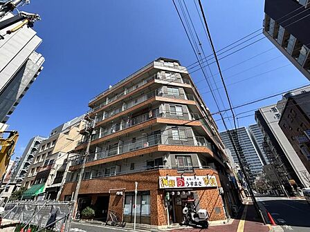 【外観】落ち着いた佇まいが魅力の建物外観です。