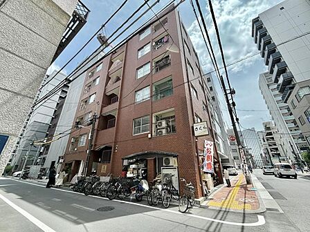 【洗面台】身支度の時間を快適に演出。