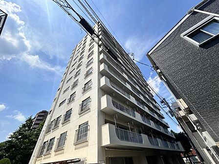【外観】堂々としたスケール感が魅力です。