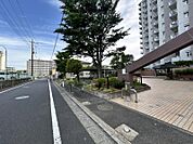 【周辺環境】穏やかな街並みに包まれた住環境。