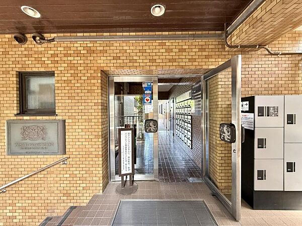 エントランス
