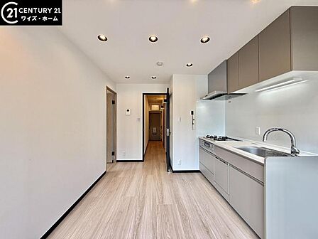 【LDK：8.5帖】落ち着きのある内装　ゆとりある空間　ゆったりとしたひとときを過ごせます