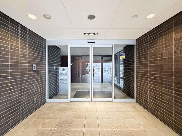 エントランスを拡大表示