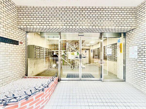 エントランスを拡大表示