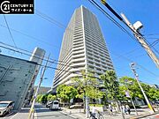【外観】　洗練された街に溶け込む外観。都市の中で、心地よい暮らしを支える存在です。