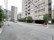 【外観】周囲の景観に調和した美しい外観です。