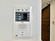 【TVインターホン】家族の安全を守るTV付インターホン。