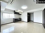 【LDK:14帖】爽やかな陽光とゆったりとした時間のもと、ゆとりある生活を送る。