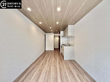 【リビング:11.8帖】まっさらな空間に夢を。あなたの家具が映える、洗練された住空間へ。