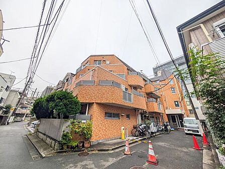 【外観】 毎日の暮らしに寄り添う、優しい雰囲気の外観が魅力です。