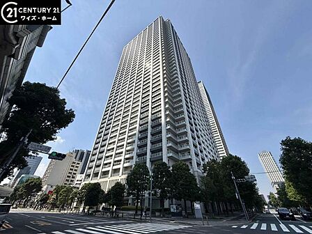 【外観】住まう誇りを再確認させる堂々たる風格。