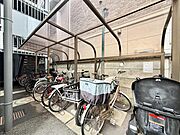 【駐輪場】屋根付きの駐輪スペースがあり、雨の日も安心です。