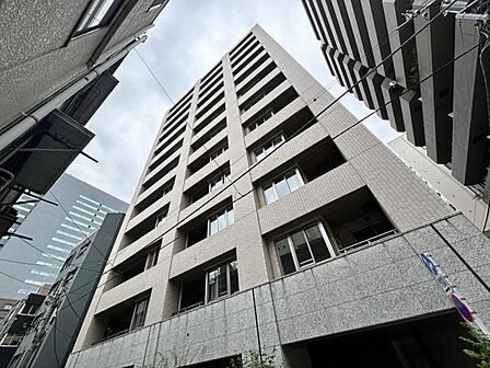 【外観】歳月を重ねてなお輝く。住まう誇りを再確認させる堂々たる風格。