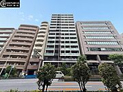 【外観】派手すぎず、地味すぎない。ちょうど良い高級感が漂う大人の住まい。