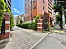 エントランス：【エントランス】上質な日常を予感させる。
