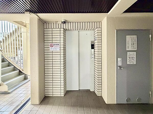 エントランスを拡大表示
