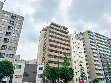 【外観】 毎日の暮らしに寄り添う、優しい雰囲気の外観が魅力です。