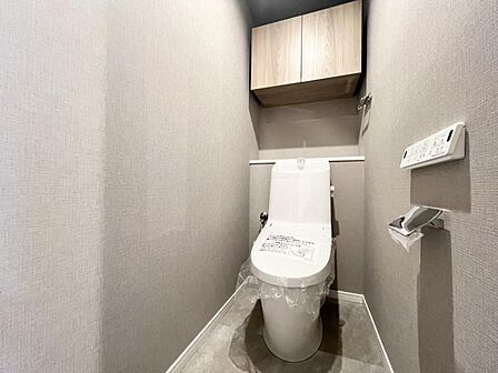 【トイレ】 お掃除ラクラク。広さを確保したトイレスペース