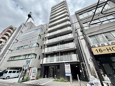 【外観】時代の背景にとらわれず、いつの時代も凛とした佇まいが美しいマンションです。