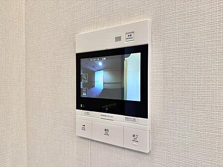 【設備】 家族の安心を守るTVインターホン