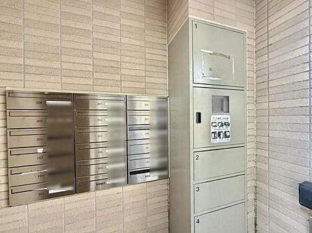 【集合ポスト】機能的で使いやすい集合ポスト。