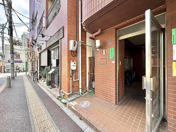 エントランス