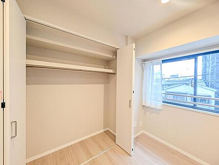 【収納】大容量の収納が各部屋にあるから、生活感をスッキリ隠せます。