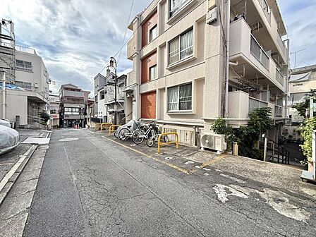【外観】存在感のある外観デザインです。