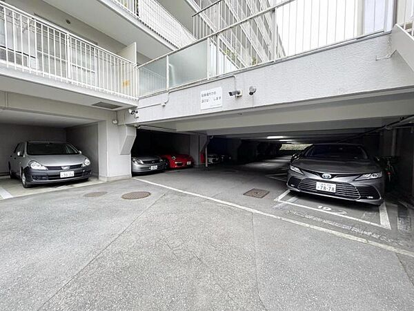 駐車場を拡大表示