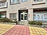 エントランス：【エントランス】重厚な扉の向こうに広がる、プライベートな寛ぎへと続く道。