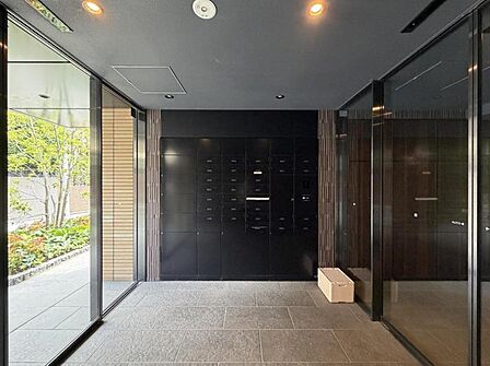 【宅配ボックス】不在時も安心の宅配ボックス