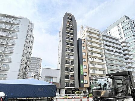 【外観】重厚感のある佇まいが魅力です。