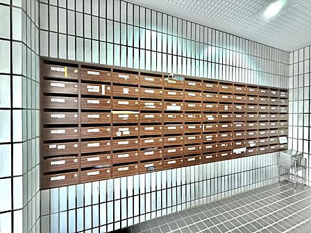 【集合ポスト】みんなが使うものだからいつもきれいにされていると気分が良いです