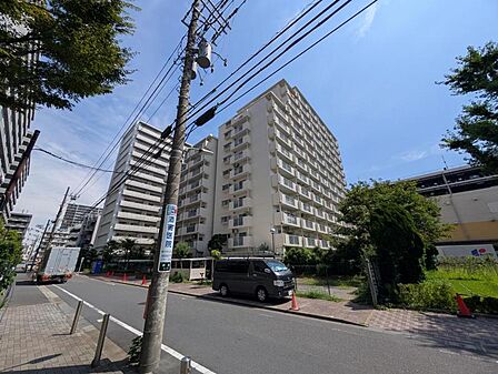 【外観】存在感のある堂々とした外観です。